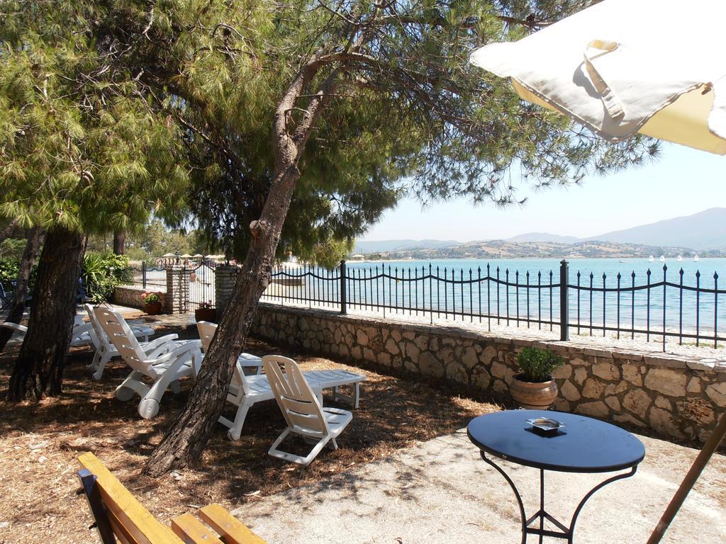 Ormos Drepanou Apartments Лигия Екстериор снимка